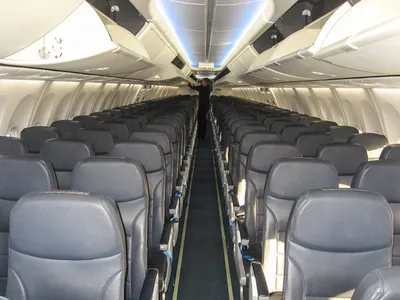 Боинг 737 800 победа салона самолета (39 фото) - фото - картинки и рисунки:  скачать бесплатно