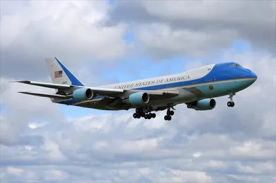Самолет президента США или Air Force One