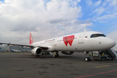 У «Ред Вингс» вновь появился в парке самолет Ту-214 | Блог авиационного  фотографа | Дзен