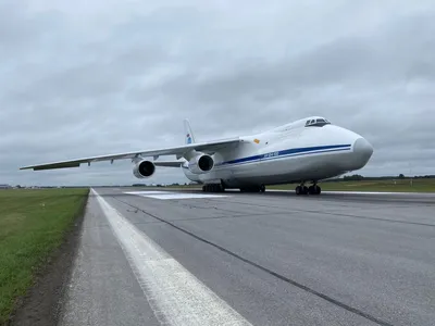 Военный самолёт Ан-124 «Руслан» совершил вынужденную посадку в Новосибирске  - Новости Новосибирска - om1.ru