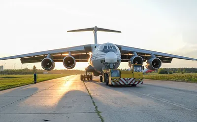 Ан-124 «Руслан» Стратегический военно-транспортный самолет — Планета ВВС