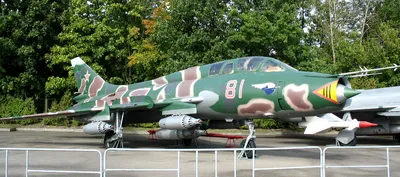Истребитель-бомбардировщик Су-22. - Российская авиация
