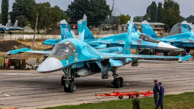 Истребители-бомбардировщики Су-34 ЦВО уничтожили самолеты «противника» на  учении под Курганом : Министерство обороны Российской Федерации