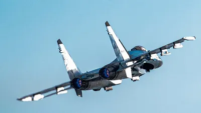 Су-75 или МиГ-35: какой самолет нужен ВКС РФ в легкой весовой категории?