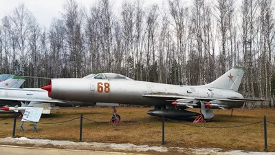 Су-9 (68 красный)