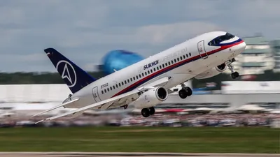 Самолёт Sukhoi Superjet New избавился от иностранного радиооборудования