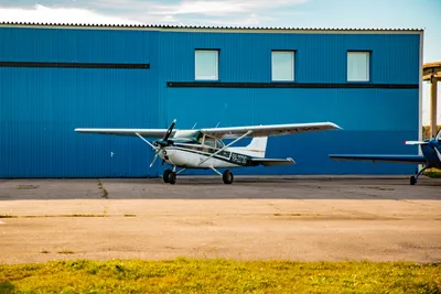 Полет на самолете Cessna 172 для двоих над Киевом 60-минут | Loop