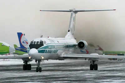 Ту-134 выполнил последний пассажирский рейс в России — РБК