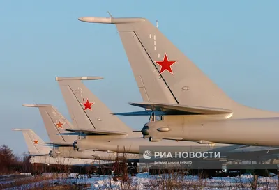 Противолодочный самолет Ту-142 | РИА Новости Медиабанк