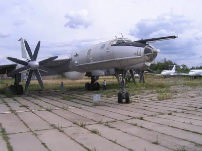 Про ремонт Ту-142 на Украине