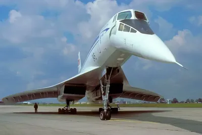 Пассажирский самолет «Ту-144»