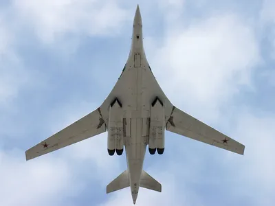 Ту-160 - сколько ракет у самолета, характеристики, скорость и цена - 24  Канал
