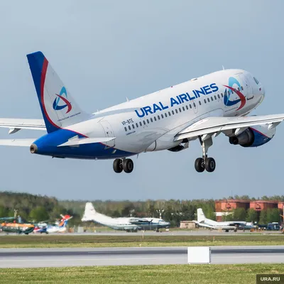 Пассажиры «Уральских авиалиний» задержатся в Калининграде. Из-за  оптимизации расписания