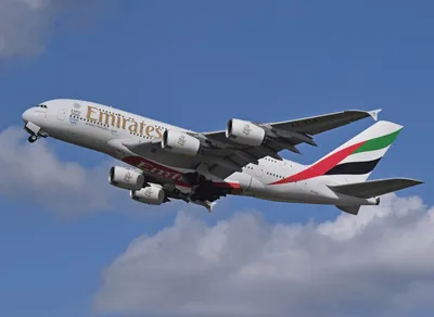 Emirates сделала крупный заказ на A380 - Ведомости