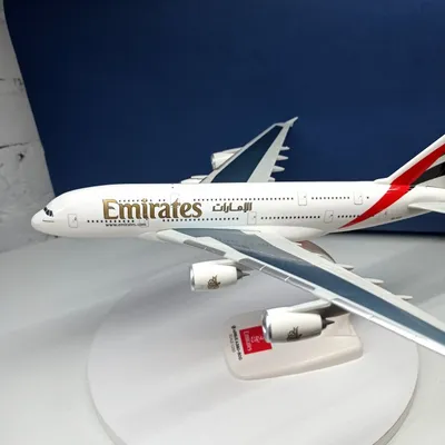 Базирующаяся в Дубае авиакомпания Emirates представляет обновленный самолет  | UAE In Touch