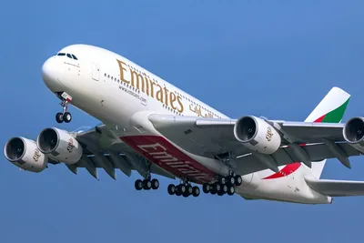Самолет Emirates Airbus A380 Редакционное Фото - изображение насчитывающей  специально, авиапорты: 161211796