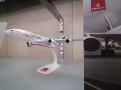 Модель самолета Airbus A380-800 \"Expo 2020\" Emirates 1:400 GJUAE1771