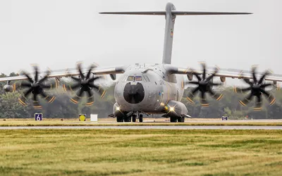 Самолет ВВС Германии эвакуировал из Кабула только семь человек — РБК
