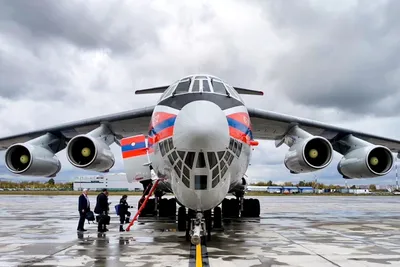Авиационный комплекс имени С.В. Ильюшина\" намерен сертифицировать  гражданскую версию самолета Ил-76МД-90А - AEX.RU