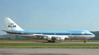 СМИ: нидерландская авиакомпания KLM прекращает полеты на Украину - РИА  Новости, 14.02.2022