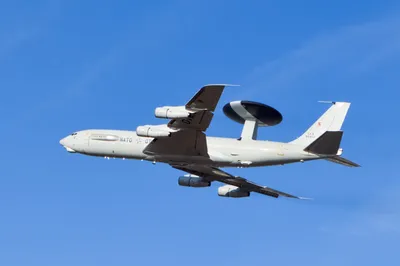 Глаз НАТО» в небе: LTV на борту самолета AWACS / Статья
