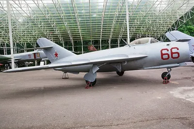 Самолет-истребитель МиГ-17. СССР