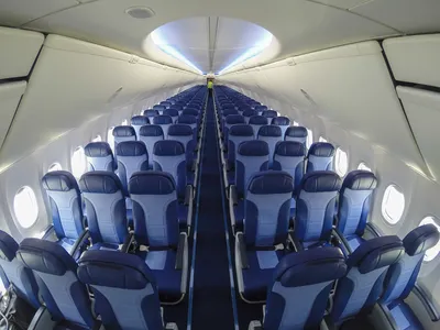 Новый самолет Boeing 737-800 «Трансаэро» в новой ливрее - AEX.RU