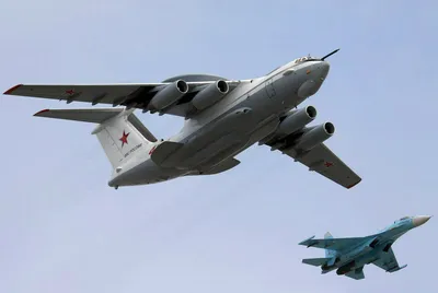 В Казахстане обнаружили неопознанный военный самолет