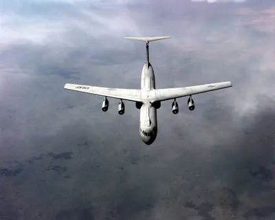 Aeroflap - Изображения: ВВС США совершили впечатляющий полет на 24 грузовых  самолетах C-17 Globemaster