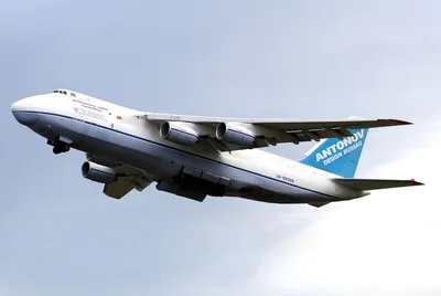 Самый большой грузовой самолёт в …» — создано в Шедевруме