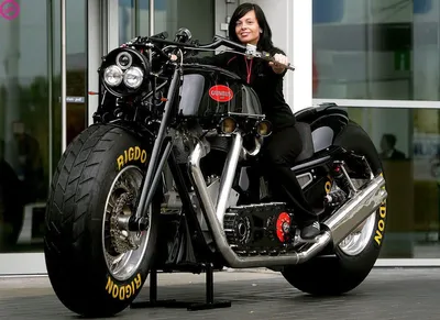 Удивительные фото мощного мотоцикла: выберите формат и размер при скачивании
