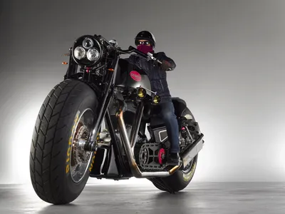 Больше, чем вы могли себе представить: фото мирового рекордсмена - самого большого мотоцикла