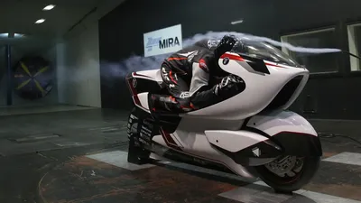 Изображение громадного мотоцикла - арт на android