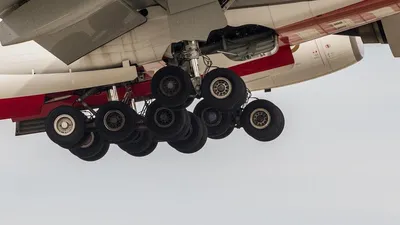 У самолета SCAT при посадке спустило колеса шасси в аэропорту Астаны: 01  апреля 2014, 10:20 - новости на Tengrinews.kz