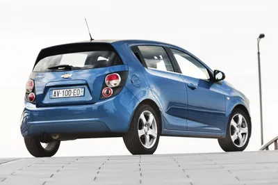 Chevrolet Aveo 2008 Hatchback (2008 - 2011) reviews, technical data, prices