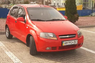 Chevrolet Aveo I Хэтчбек - характеристики поколения, модификации и список  комплектаций - Шевроле Авео I в кузове хэтчбек - Авто Mail.ru