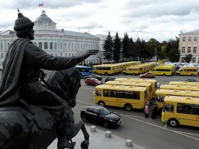 В Приднестровье вышли на линию школьные автобусы