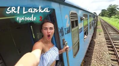 Поезд в Шри-Ланке стоковое изображение. изображение насчитывающей пейзаж -  109154281