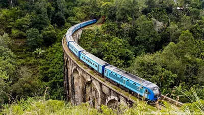 Поезд в Шри-Ланке стоковое фото. изображение насчитывающей страна -  109154330