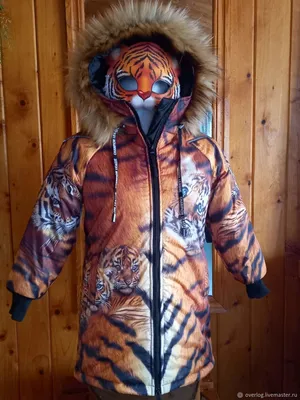 Домашний кот одет в тигровую шубу…» — создано в Шедевруме