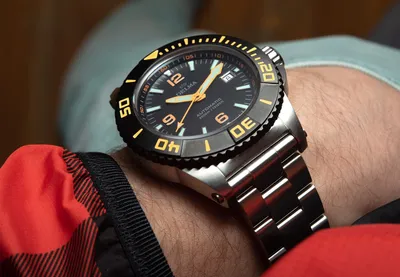 Купить Мужские швейцарские часы Adriatica по цене 12 101 руб. в интернет  магазине Золотое время
