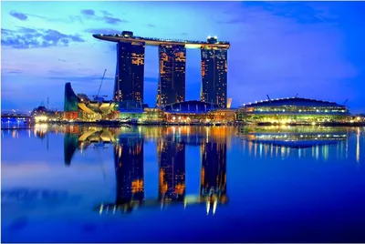 Сингапур. Вид с высоты «космической лодки»