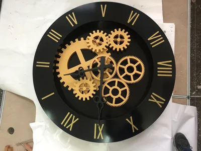 Настенные часы с маятником «Избушка. Зимняя сказка» – заказать на Ярмарке  Мастеров – IM7HNBY | Часы классические, Москва