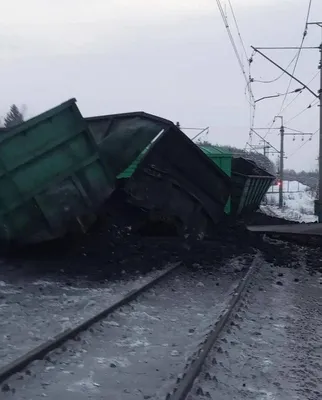 Возбуждено уголовное дело по факту схода поезда с рельс в Прикамье — РБК