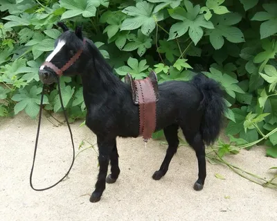 Конь на палке Лошадка на палочке Игрушечный конь Hobby Horse №708063 -  купить в Украине на Crafta.ua