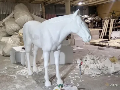 Купить антикварную скульптуру «Запряженный конь» в Москве
