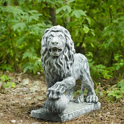 Скульптура льва 014