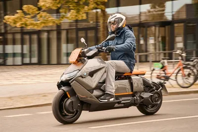 Купить Скутер BMW C 400 X 2019, БЕЛЫЙ BMW по лучшей цене с доставкой -  интернет магазин ХОТМОТ