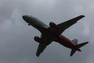 Курсирующий из Стамбула в Москву самолет совершил экстренную посадку в Сочи
