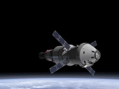 NASA выдало контракт на строительство космических кораблей для полетов на  Луну